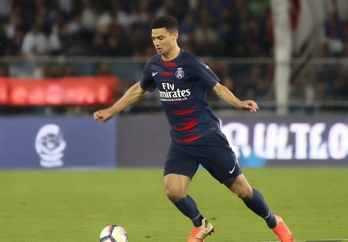 PSG对皇马：欧冠巅峰对决：历史与未来展望